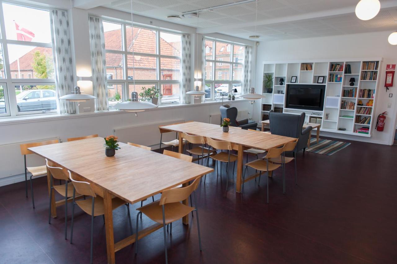 Belaegningen Hostel Brondby Ngoại thất bức ảnh